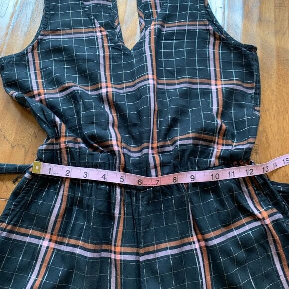 Old Navy Black‎ Jumpsuit - Picture 8 of 15